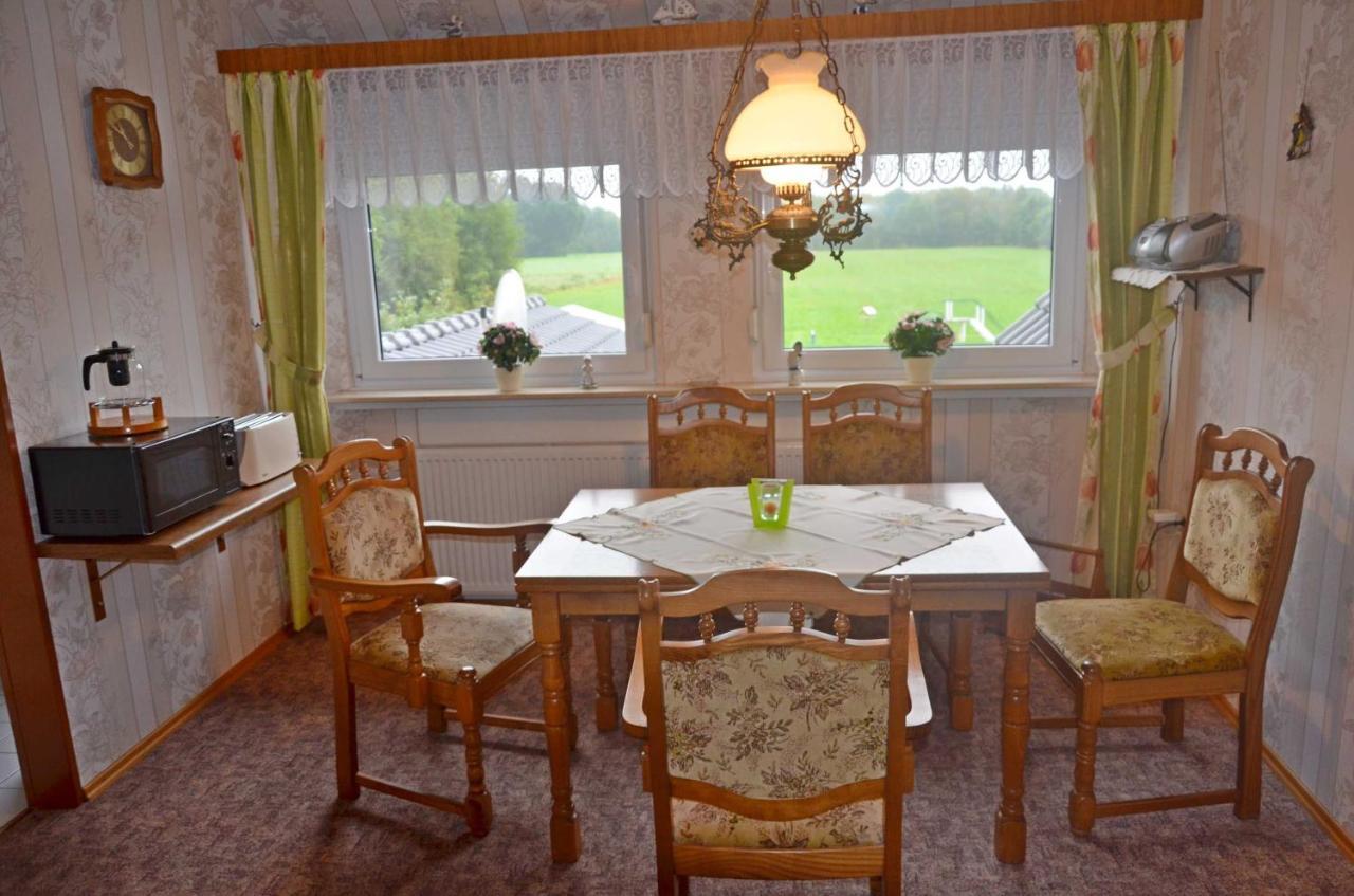 Ferienwohnung Kleinhaus, 95008 Rhauderfehn ภายนอก รูปภาพ